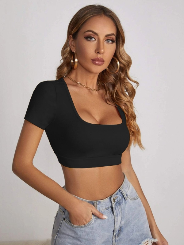 Edgy Basic Square Neck Short Sleeve Solid Color Crop Top
